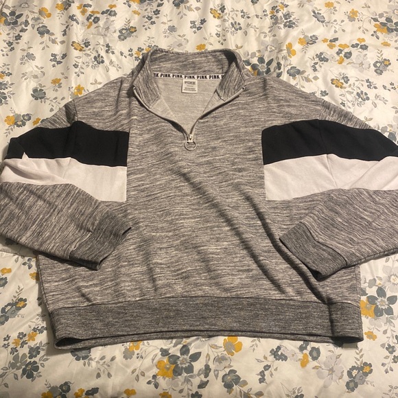 Gray pink sweatshirt - Picture 1 of 1